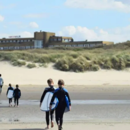Friedolin Heeft Zicht Op Zee En Duinen, In Duinenreservaat, Hot Tub Met Jacuzzi En Sauna Met Zeezichten Te Willa