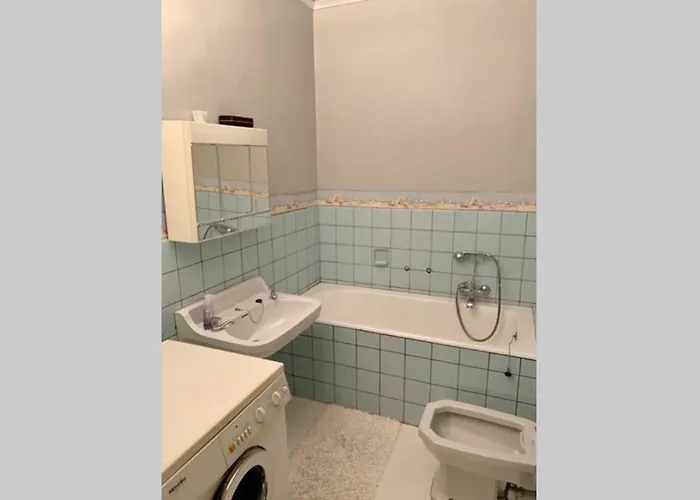 Friedolin Heeft Zicht Op Zee En Duinen, In Duinenreservaat, Hot Tub Met Jacuzzi En Sauna Met Zeezichten Te