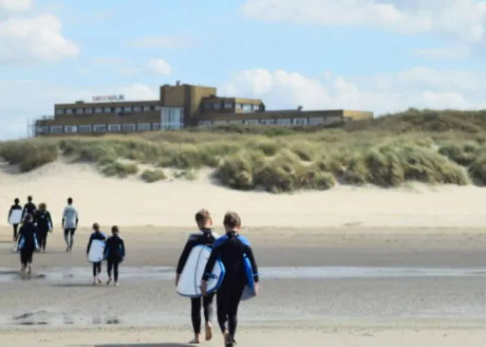 Friedolin Heeft Zicht Op Zee En Duinen, In Duinenreservaat, Hot Tub Met Jacuzzi En Sauna Met Zeezichten Te Villa