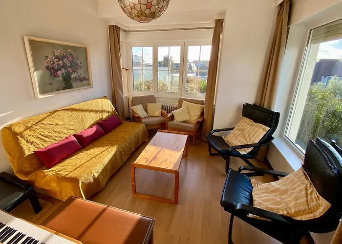 Friedolin Heeft Zicht Op Zee En Duinen, In Duinenreservaat, Hot Tub Met Jacuzzi En Sauna Met Zeezichten Te Willa Oostduinkerke